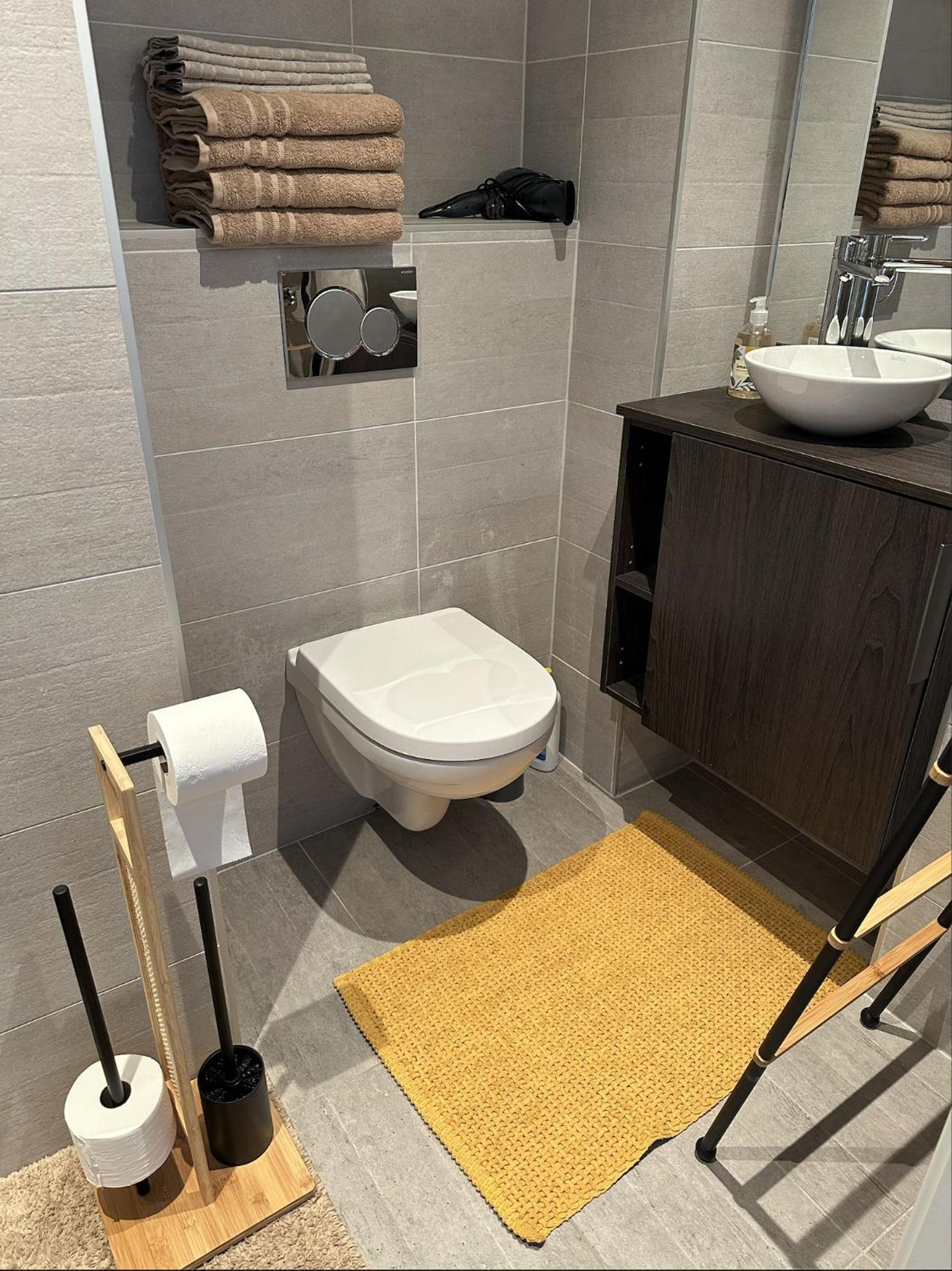 Appartamento Downtown Free Parking Cozy Apartment *
